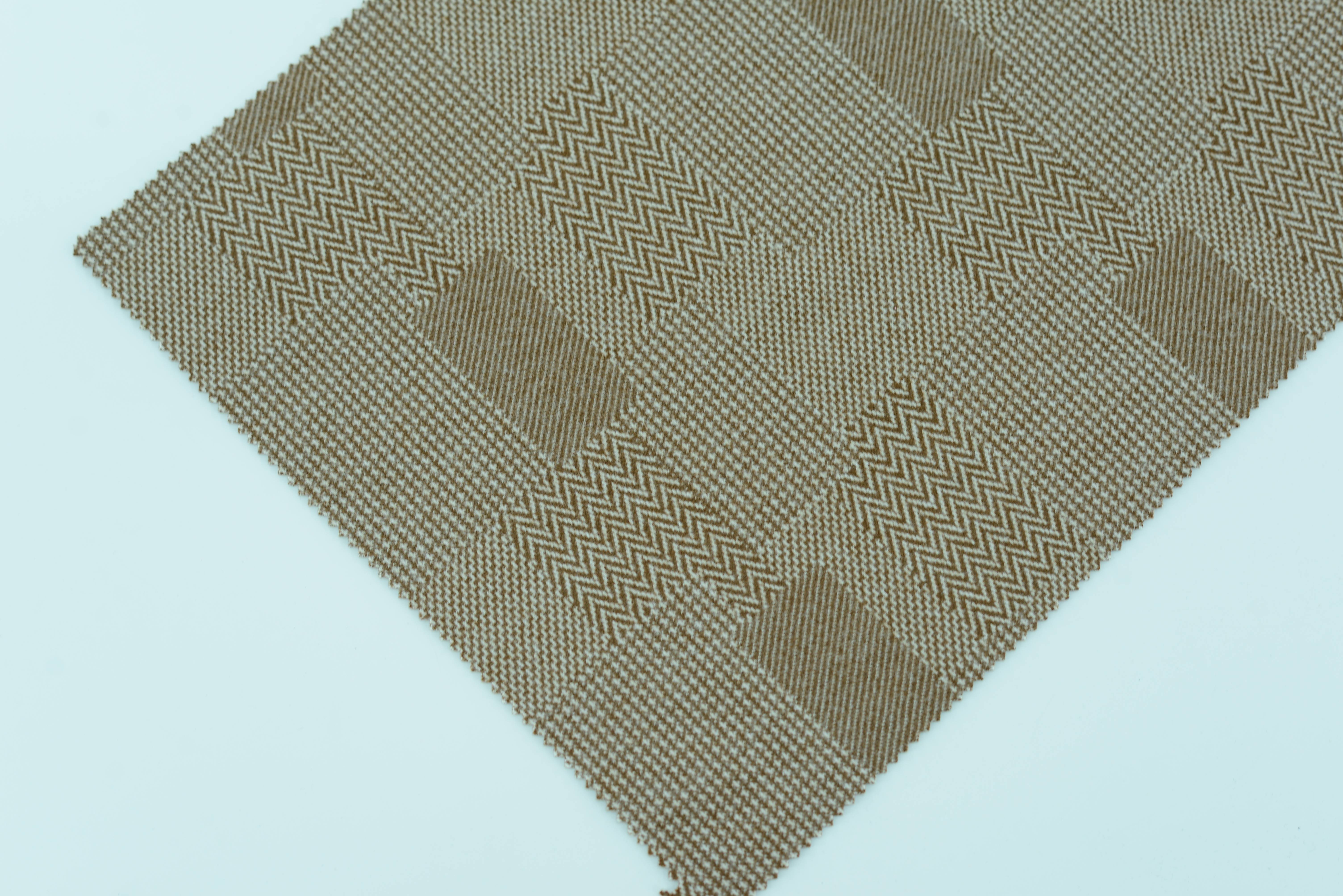 LX-P-18070 HERRINGBONE HOUNDSTOOTH JACQUARD KNIT BRUSH